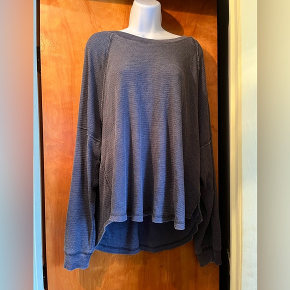 Aeropostale long-sleeve tshirt - Picture 2 of 5